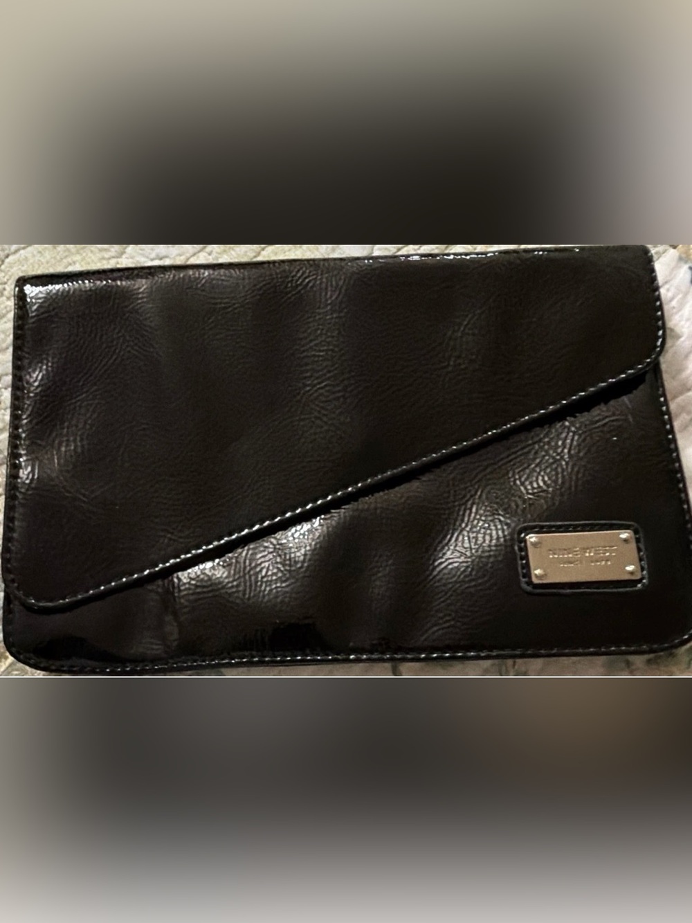 Nine West Black
Lacquer/Patent Faux Leather Envelope
Clutch Bag.